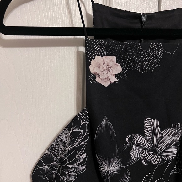 KEEPSAKE Black FLORAL Poly Crepe HIGH-NECK Sleeveless SEXY BACK Dressy Romper S - Picture 4 of 9